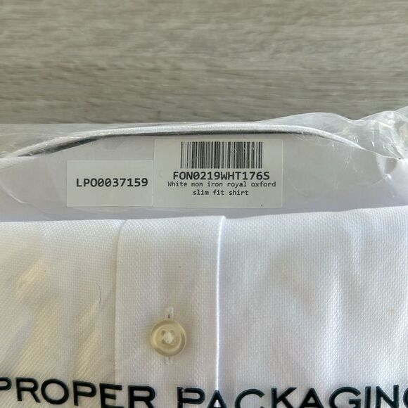 Charles Tyrwhitt Slim Fit Non-Iron Solid Royal Oxford‎ White 17/36 NWT IN PKG - Picture 8 of 9